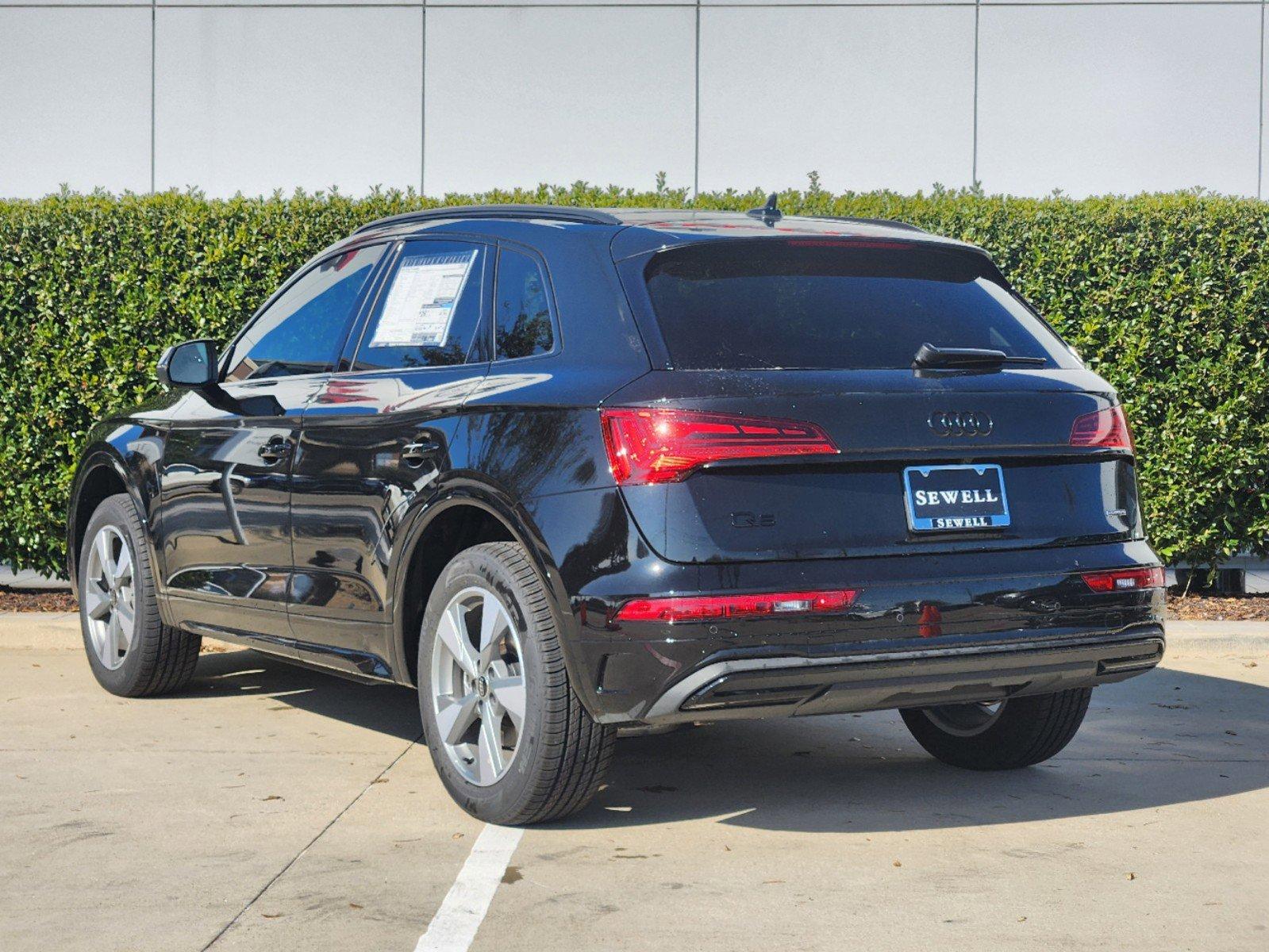 2025 Audi Q5 Vehicle Photo in MCKINNEY, TX 75070