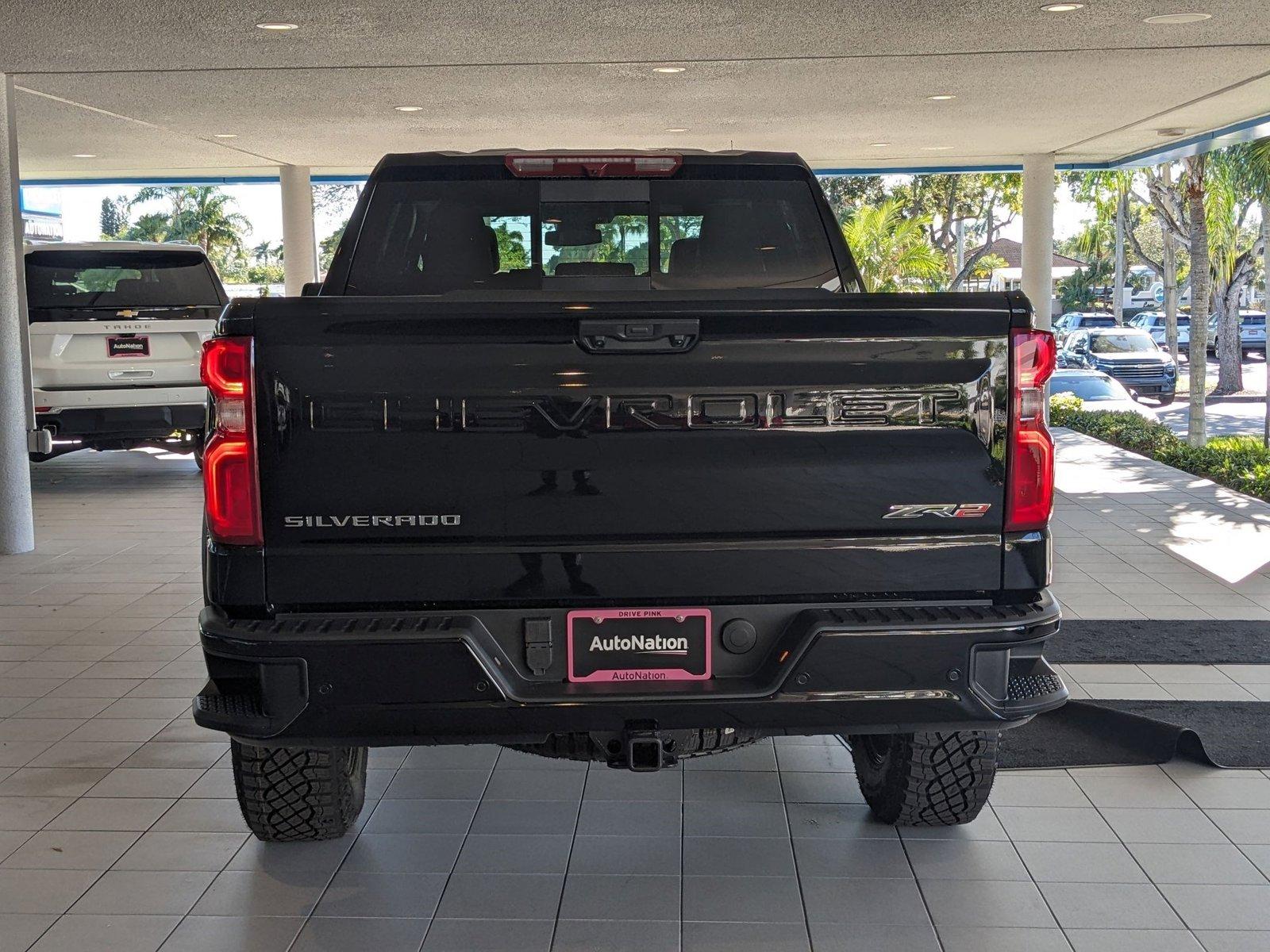 2025 Chevrolet Silverado 1500 Vehicle Photo in GREENACRES, FL 33463-3207