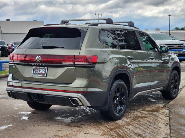 2024 Volkswagen ATLAS Vehicle Photo in SUGAR LAND, TX 77478-0000