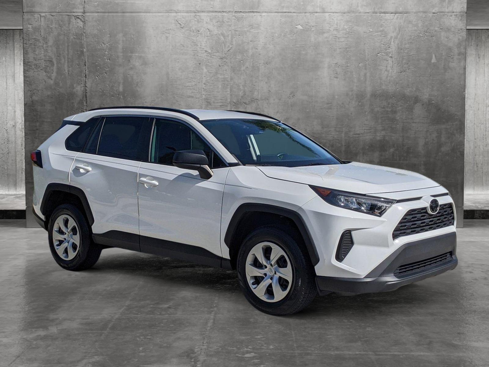 2020 Toyota RAV4 Vehicle Photo in Pembroke Pines , FL 33084