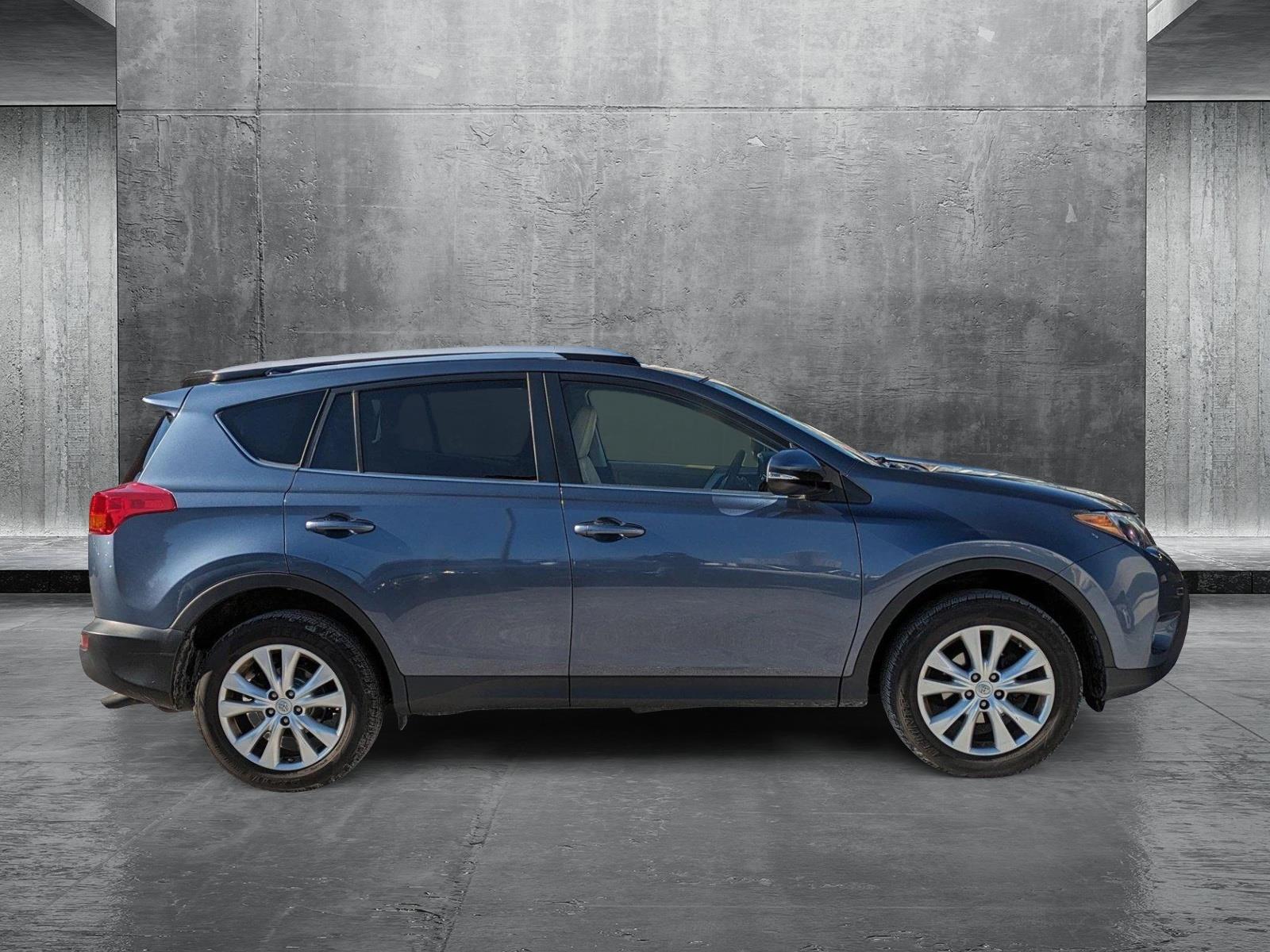 2013 Toyota RAV4 Vehicle Photo in Bethesda, MD 20852