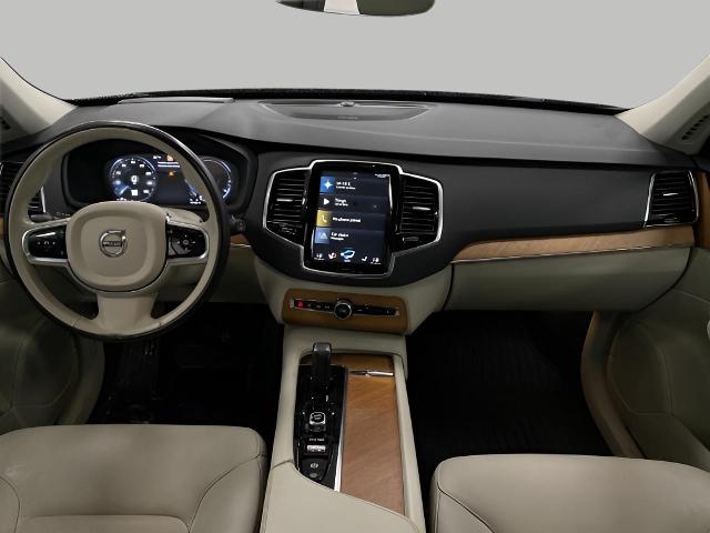 2021 Volvo XC90 Vehicle Photo in Appleton, WI 54913