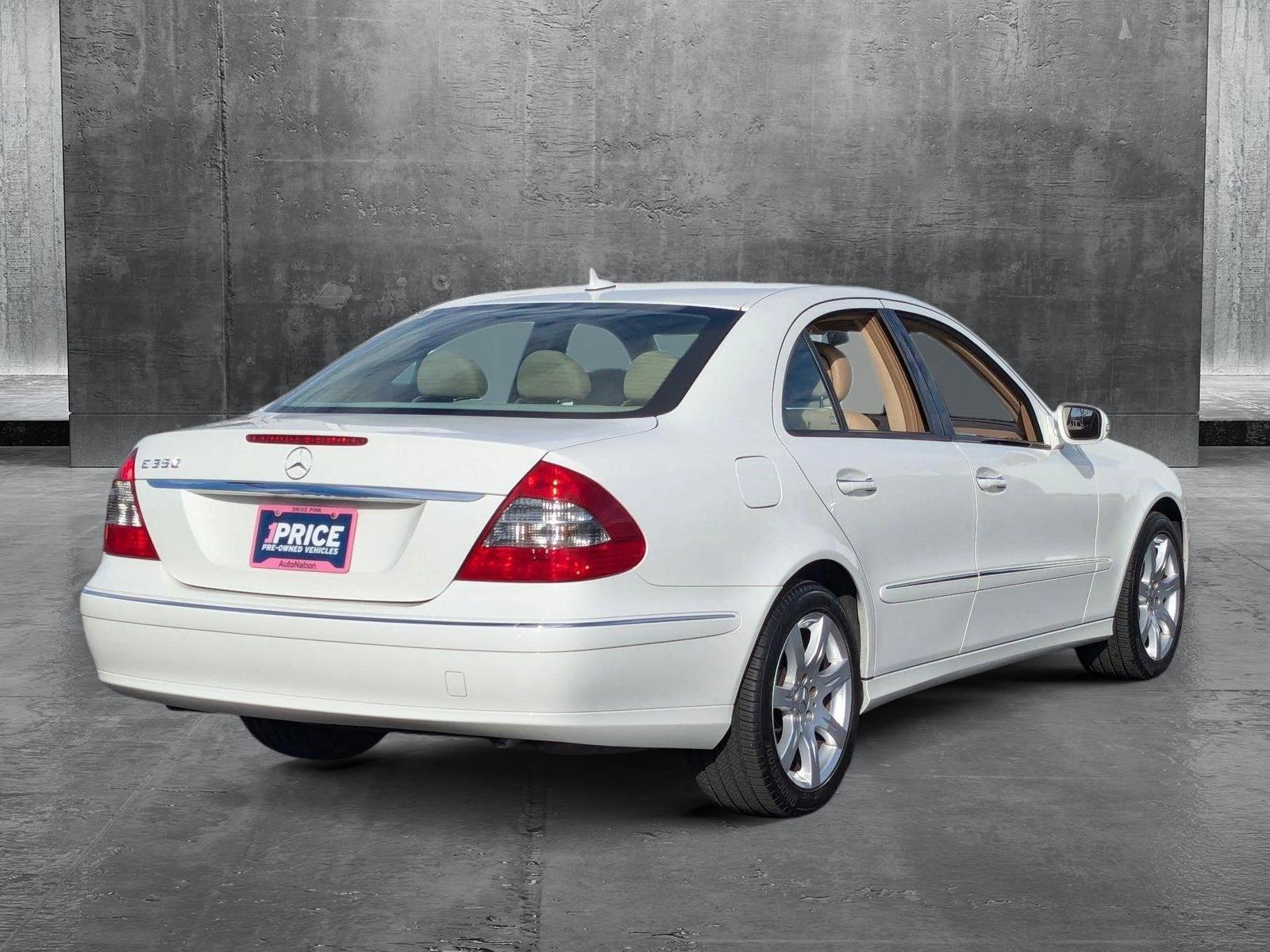 2007 Mercedes-Benz E-Class Vehicle Photo in VALENCIA, CA 91355-1705