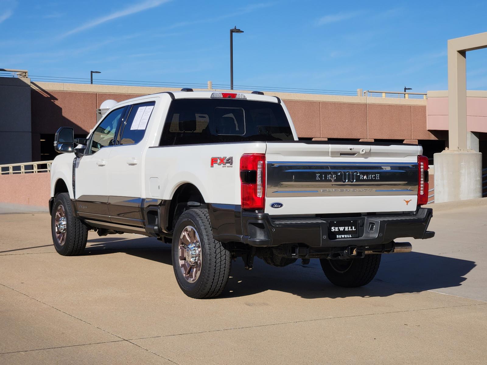 2024 Ford Super Duty F-250 SRW Vehicle Photo in PLANO, TX 75024