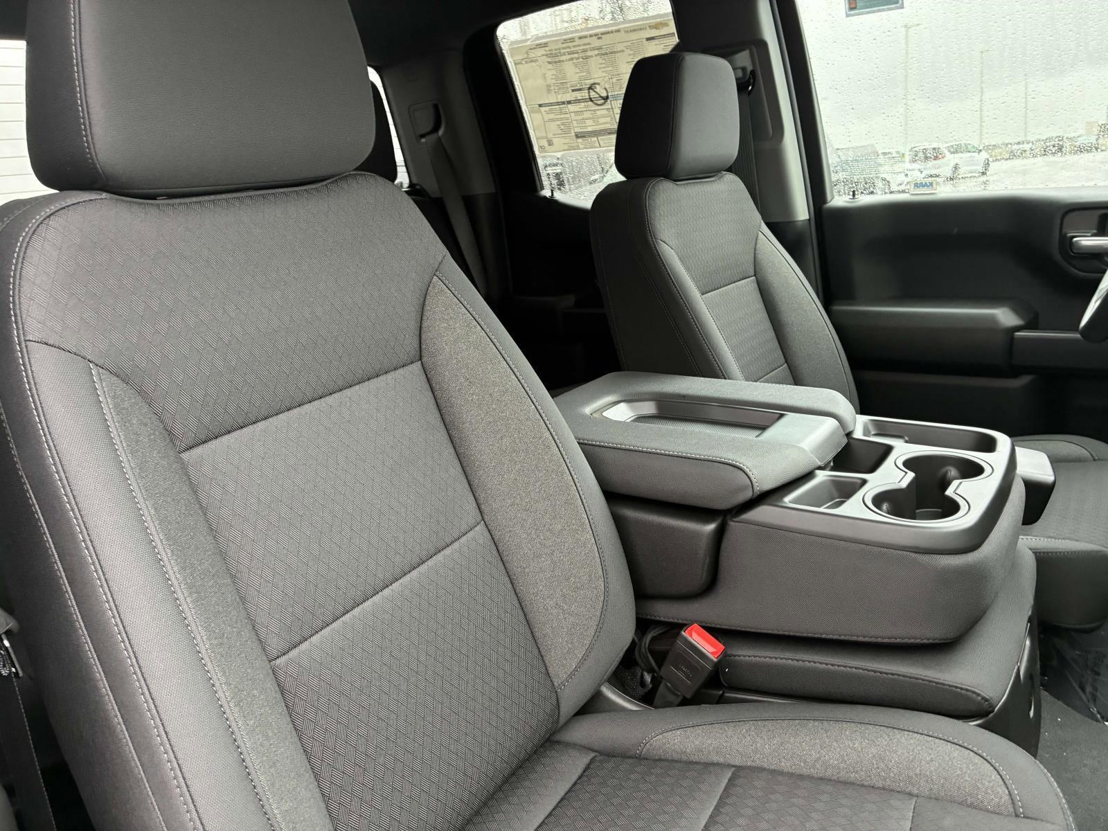 2025 Chevrolet Silverado 1500 Vehicle Photo in LOS ANGELES, CA 90007-3794