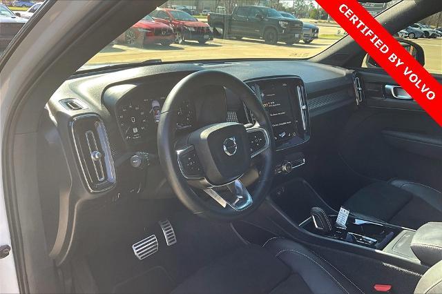 2022 Volvo XC40 Vehicle Photo in Houston, TX 77007