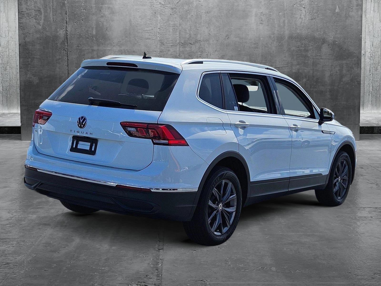 2022 Volkswagen Tiguan Vehicle Photo in Fort Lauderdale, FL 33316