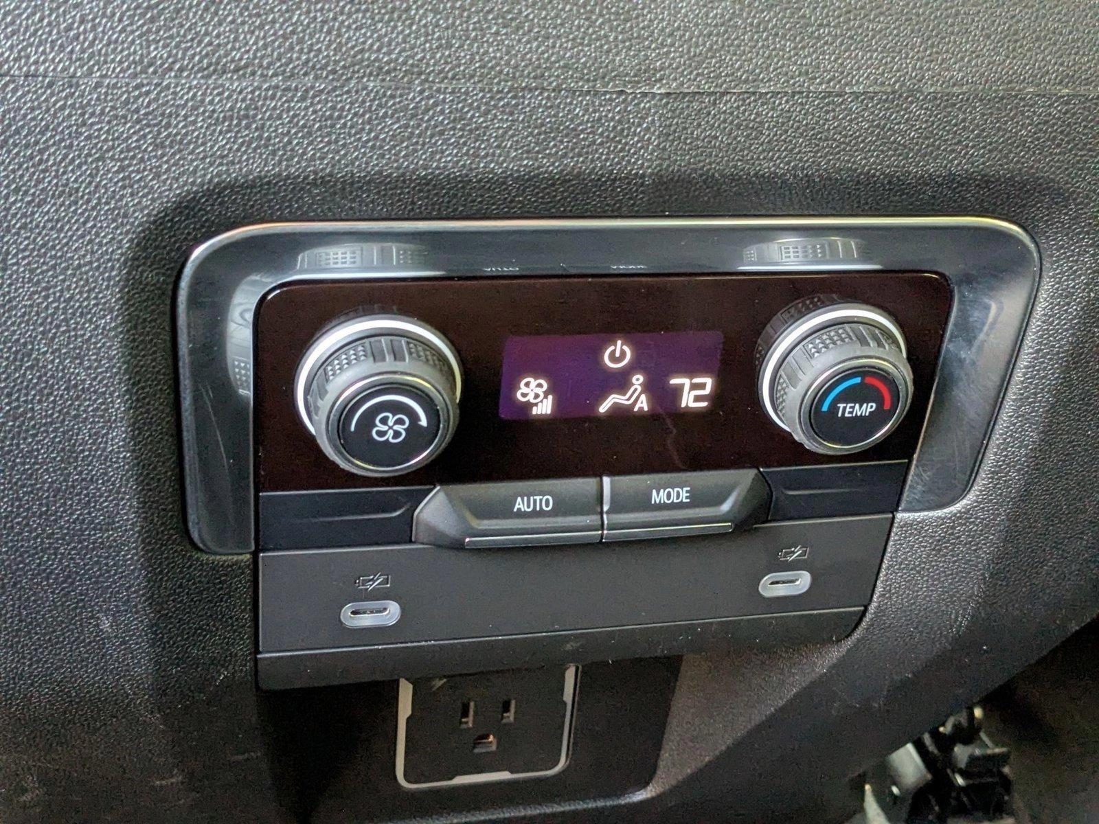 2024 Chevrolet Suburban Vehicle Photo in Miami, FL 33169