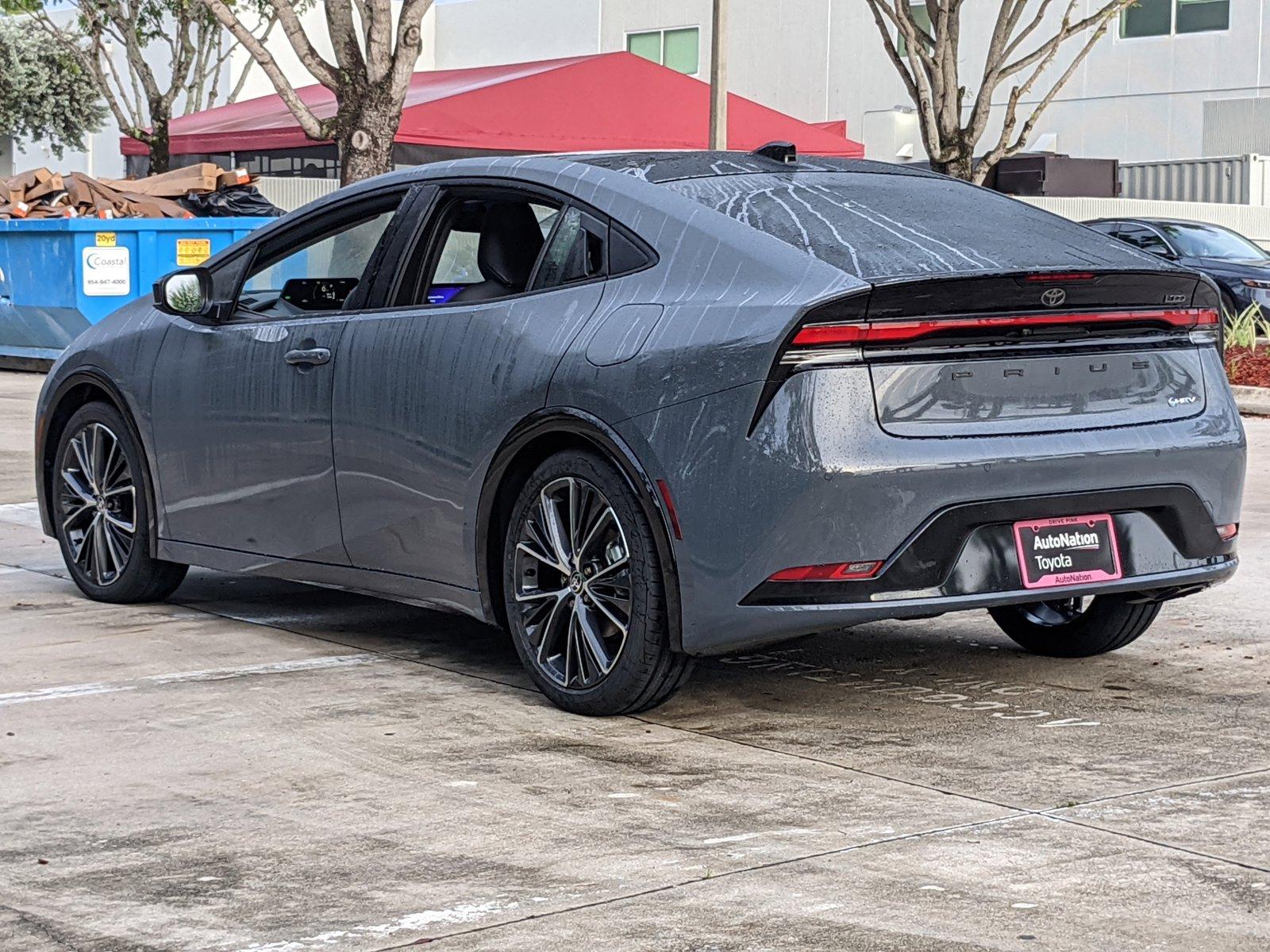 2024 Toyota Prius Vehicle Photo in Davie, FL 33331