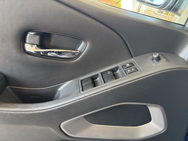 2022 Nissan Frontier Vehicle Photo in MANHATTAN, KS 66502-5036