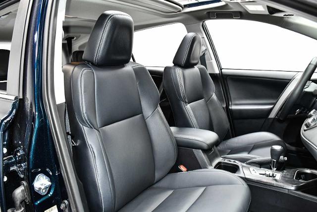 2017 Toyota RAV4 Vehicle Photo in DALLAS, TX 75235