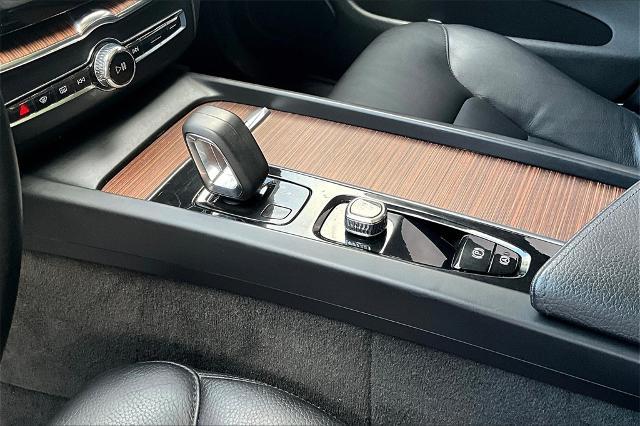 2022 Volvo XC60 Vehicle Photo in Houston, TX 77007