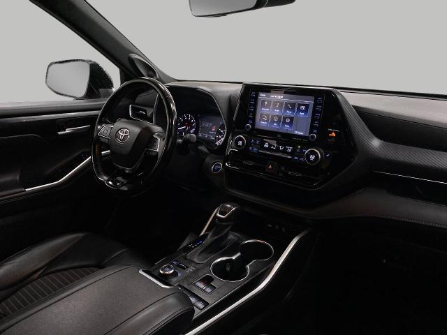 2021 Toyota Highlander Vehicle Photo in OSHKOSH, WI 54904-7811