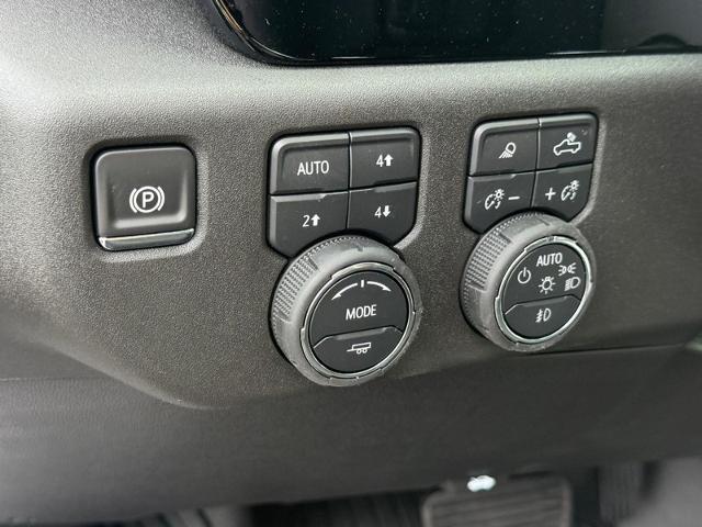 2026 Chevrolet Silverado 1500 Vehicle Photo in COLUMBIA, MO 65203-3903