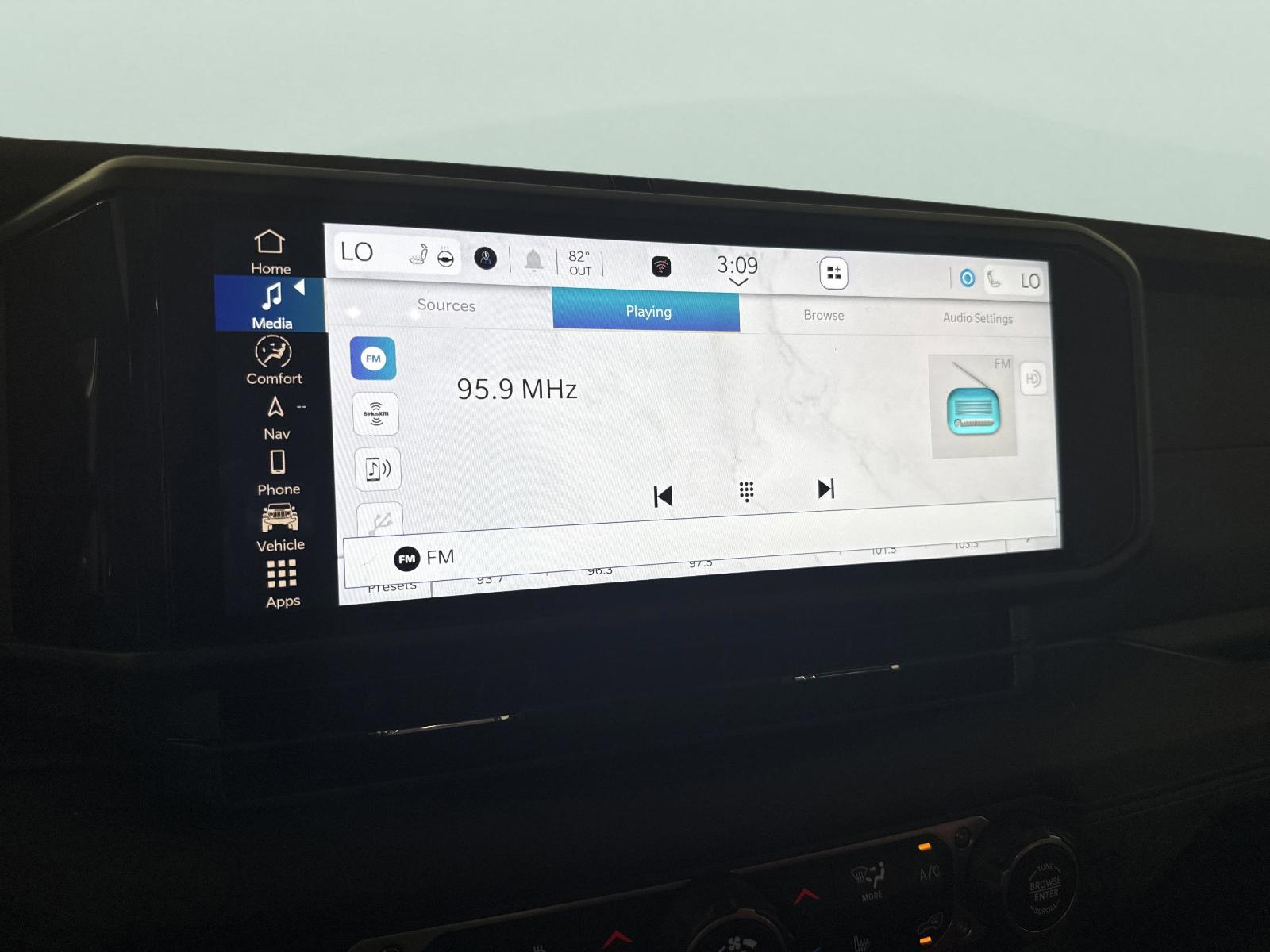 2024 Jeep Wrangler Vehicle Photo in Georgetown, TX 78626