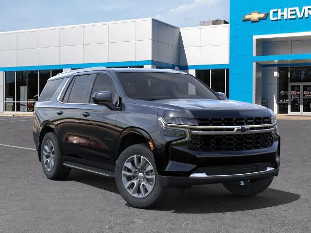 2024 Chevrolet Tahoe Vehicle Photo in MOON TOWNSHIP, PA 15108-2571