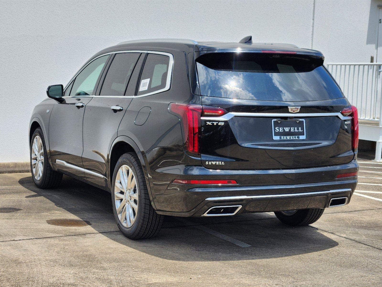 2024 Cadillac XT6 Vehicle Photo in HOUSTON, TX 77079-1502