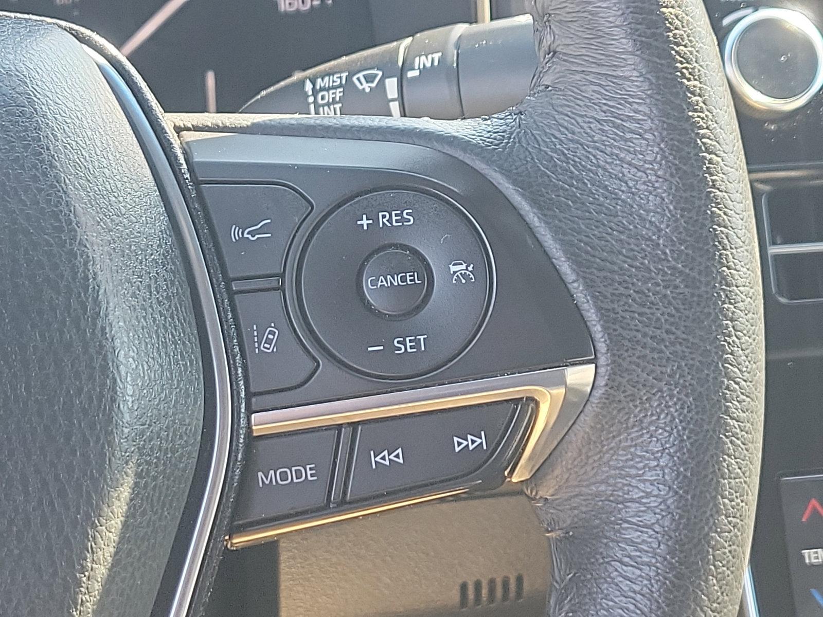 2022 Toyota Avalon Vehicle Photo in Trevose, PA 19053