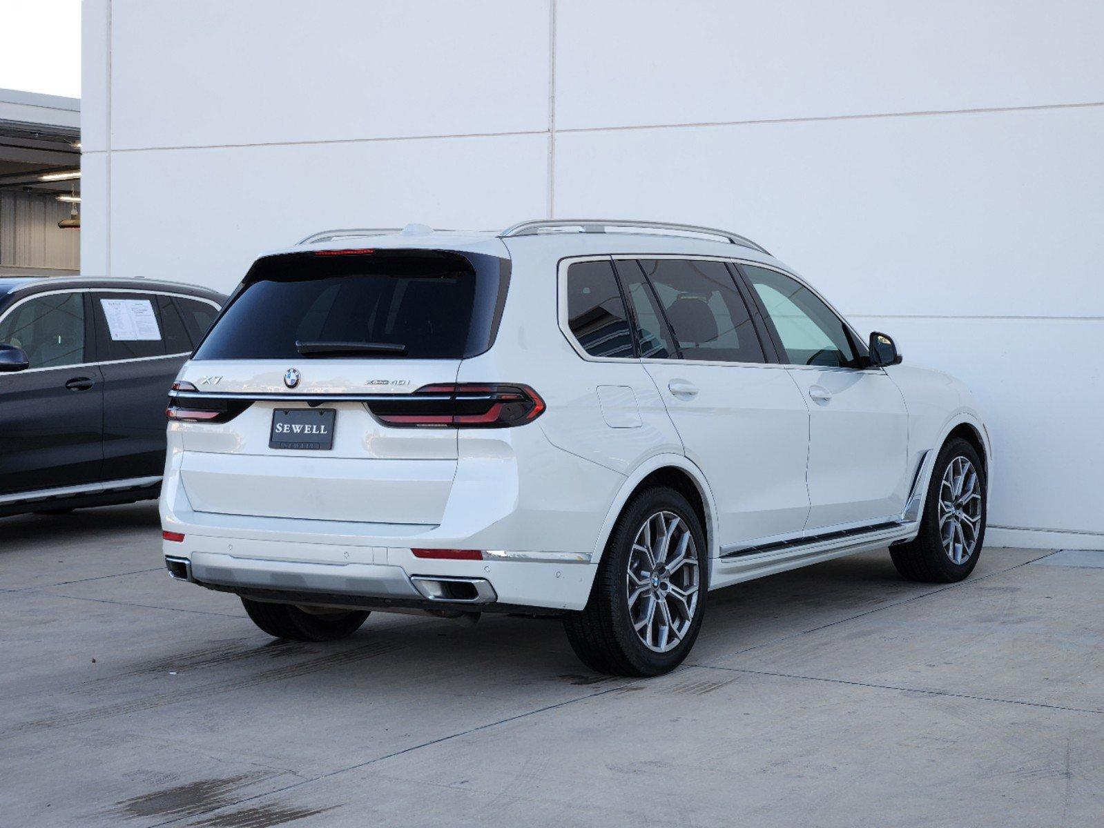 2025 BMW X7 xDrive40i Vehicle Photo in PLANO, TX 75024