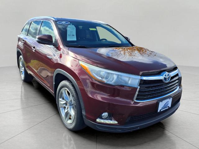 2015 Toyota Highlander Hybrid Vehicle Photo in Appleton, WI 54914