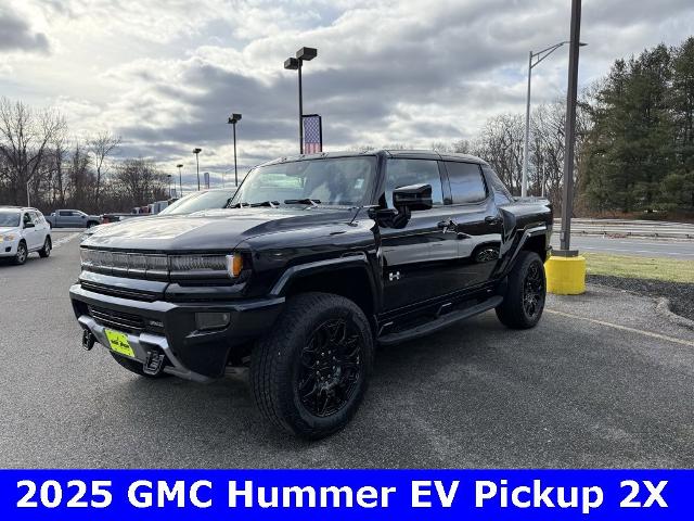 2025 GMC HUMMER EV Pickup Vehicle Photo in CHICOPEE, MA 01020-5001