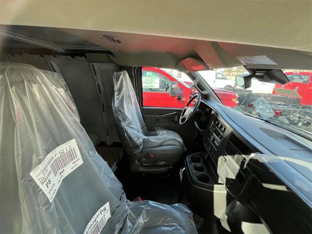 2025 Chevrolet Express Cargo 2500 Vehicle Photo in ALCOA, TN 37701-3235