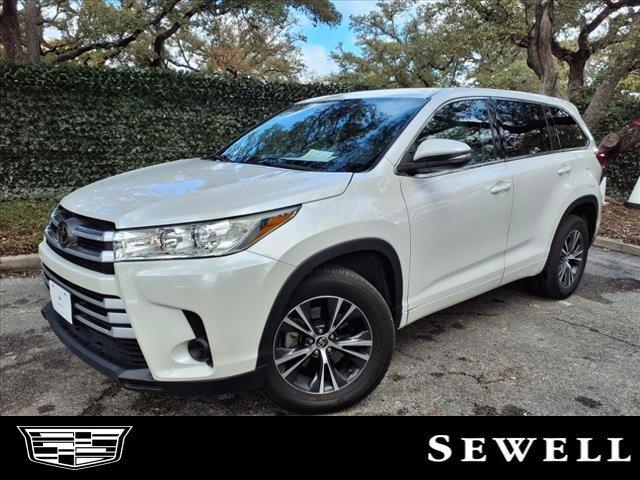 2018 Toyota Highlander Vehicle Photo in SAN ANTONIO, TX 78230-1001