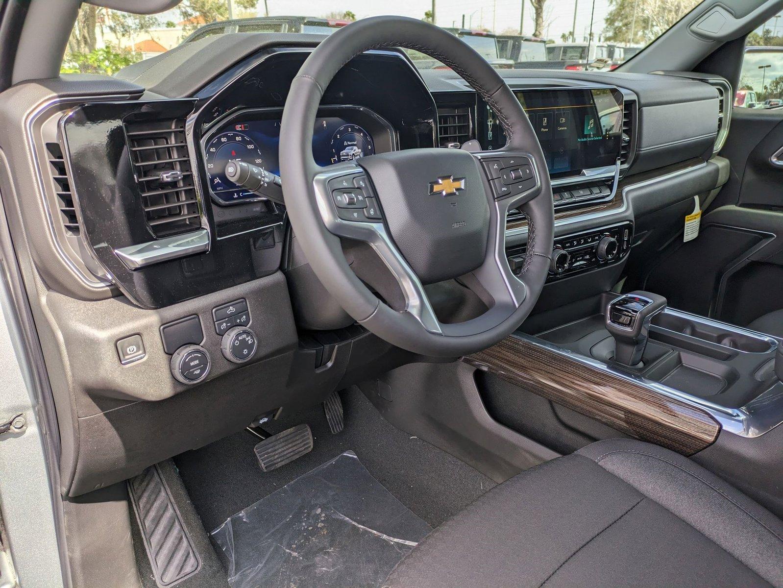 2025 Chevrolet Silverado 1500 Vehicle Photo in ORLANDO, FL 32812-3021