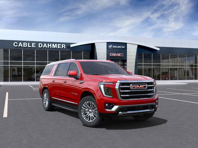 2025 GMC Yukon XL Vehicle Photo in TOPEKA, KS 66609-0000
