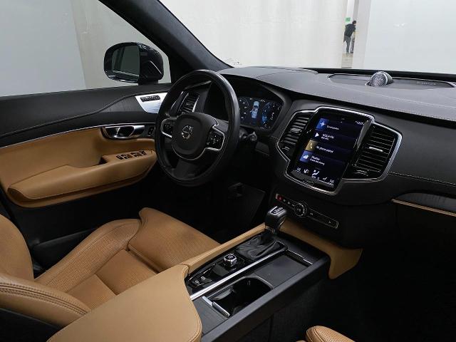 2022 Volvo XC90 Vehicle Photo in Appleton, WI 54913