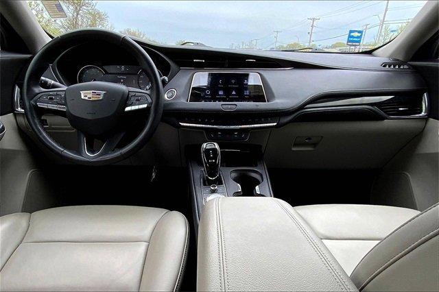 2020 Cadillac XT4 Vehicle Photo in KANSAS CITY, MO 64114-4545