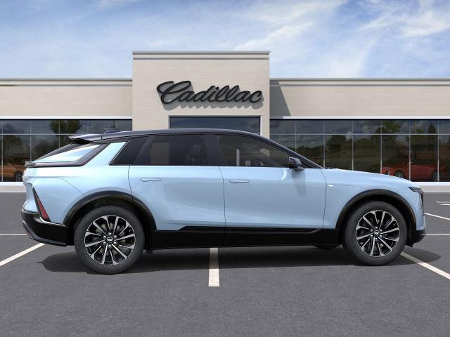 2025 Cadillac LYRIQ Vehicle Photo in GREEN BAY, WI 54303-3330