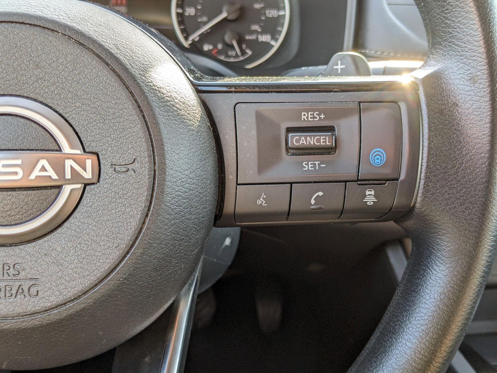 2023 Nissan Rogue Vehicle Photo in Seguin, TX 78155