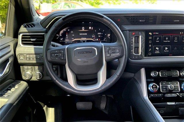2023 GMC Yukon Vehicle Photo in KANSAS CITY, MO 64114-4545