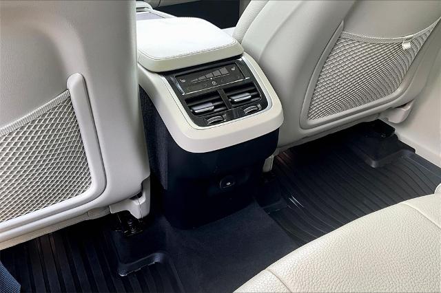 2023 Volvo XC90 Vehicle Photo in Houston, TX 77007