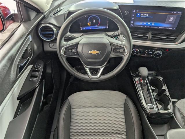 2024 Chevrolet Trax Vehicle Photo in ENGLEWOOD, CO 80113-6708