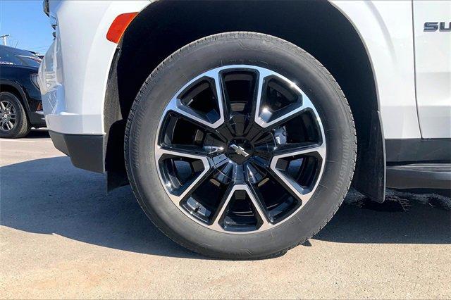 2022 Chevrolet Suburban Vehicle Photo in KANSAS CITY, MO 64114-4502