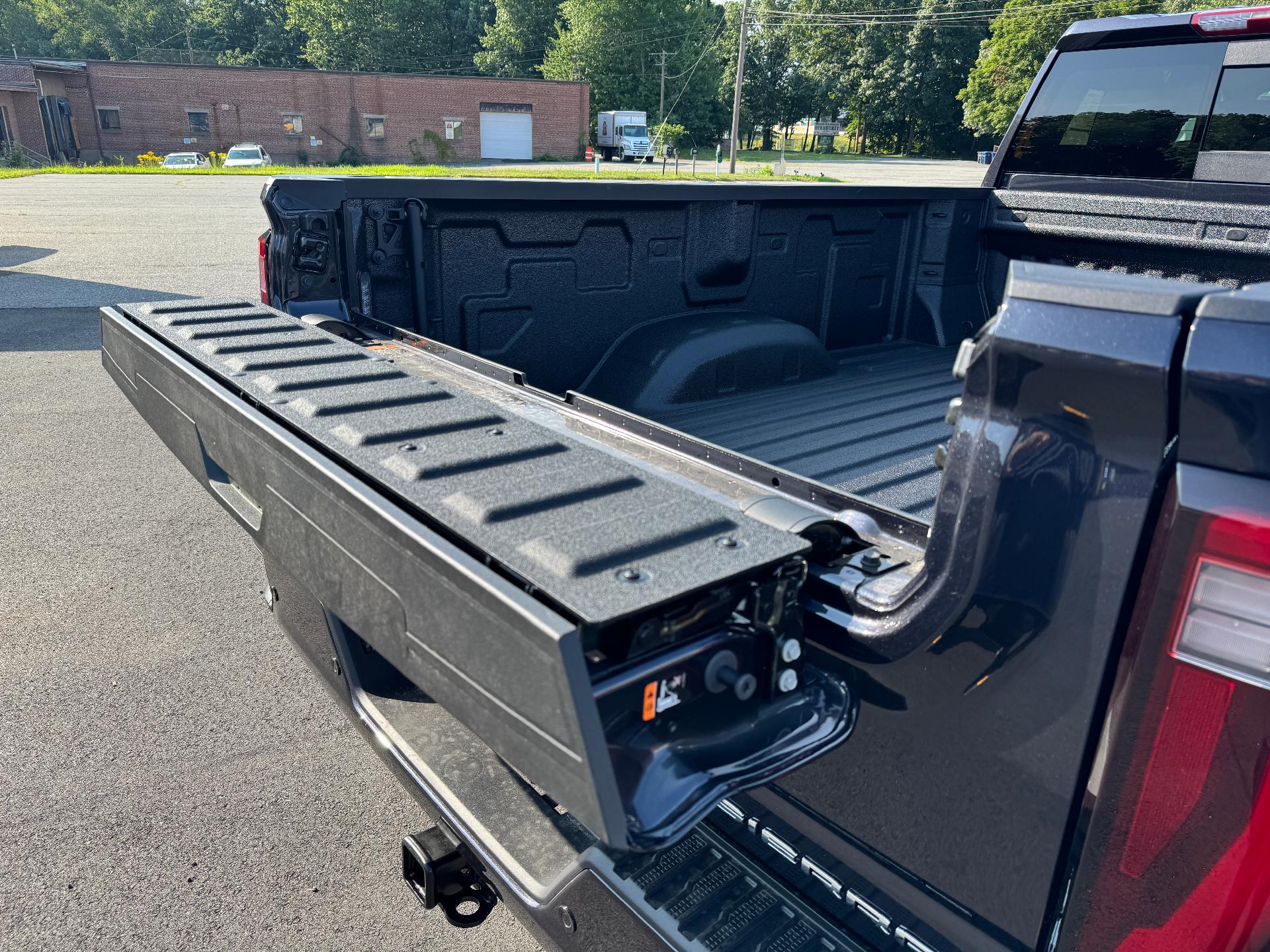 2024 GMC Sierra 3500 HD Vehicle Photo in LEOMINSTER, MA 01453-2952