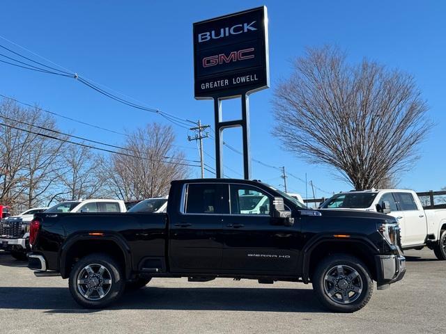 2025 GMC Sierra 2500 HD Vehicle Photo in LOWELL, MA 01852-4336