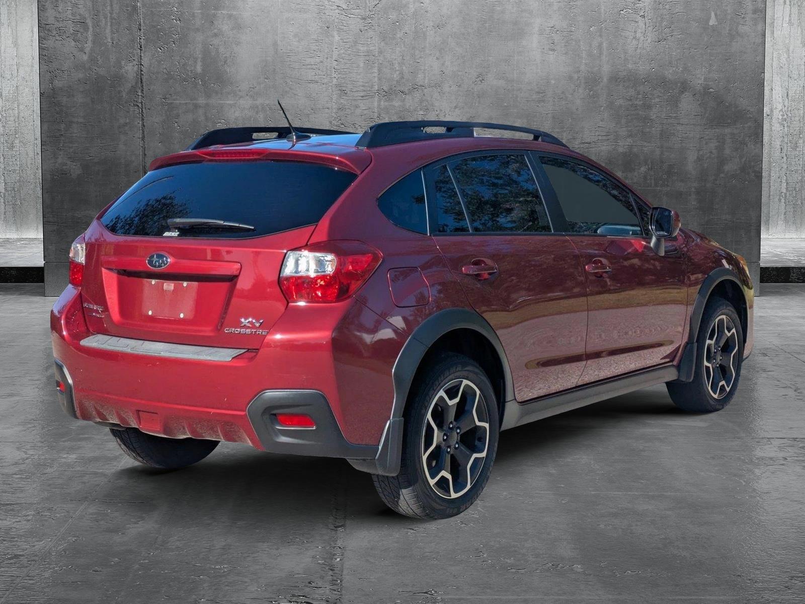 2014 Subaru XV Crosstrek Vehicle Photo in Sarasota, FL 34231