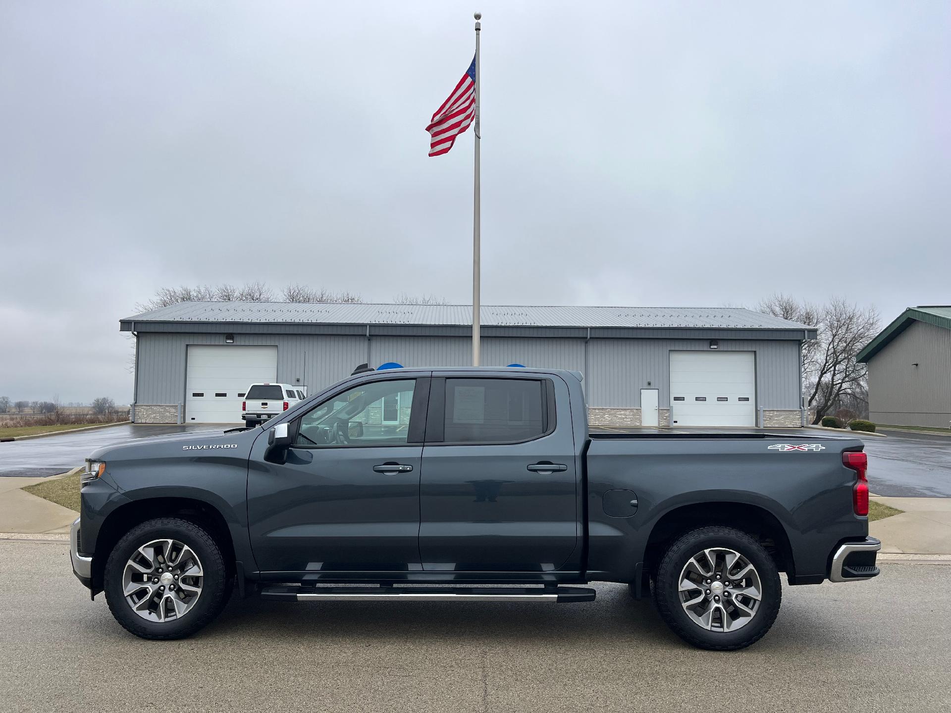 Chevrolet Silverado 1500's photo