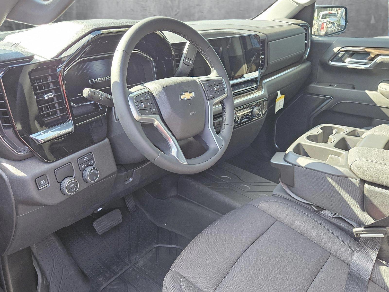 2025 Chevrolet Silverado 1500 Vehicle Photo in GREENACRES, FL 33463-3207