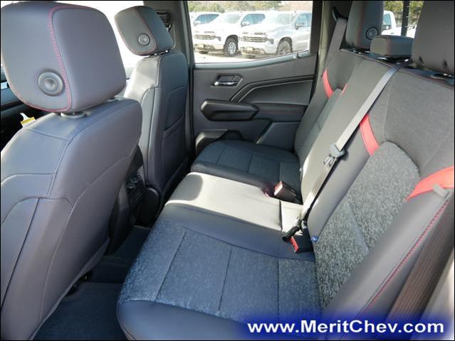 2025 Chevrolet Colorado Vehicle Photo in MAPLEWOOD, MN 55119-4794