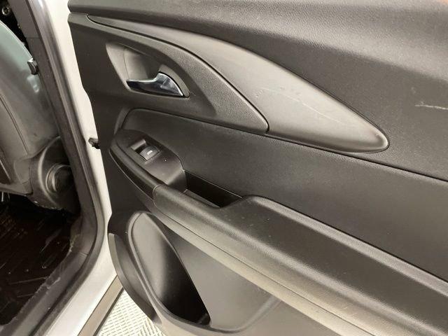 2023 Chevrolet Trailblazer Vehicle Photo in PHOENIX, AZ 85014-3381