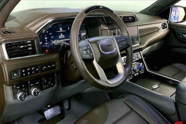 2024 GMC Yukon XL Vehicle Photo in KANSAS CITY, MO 64114-4502