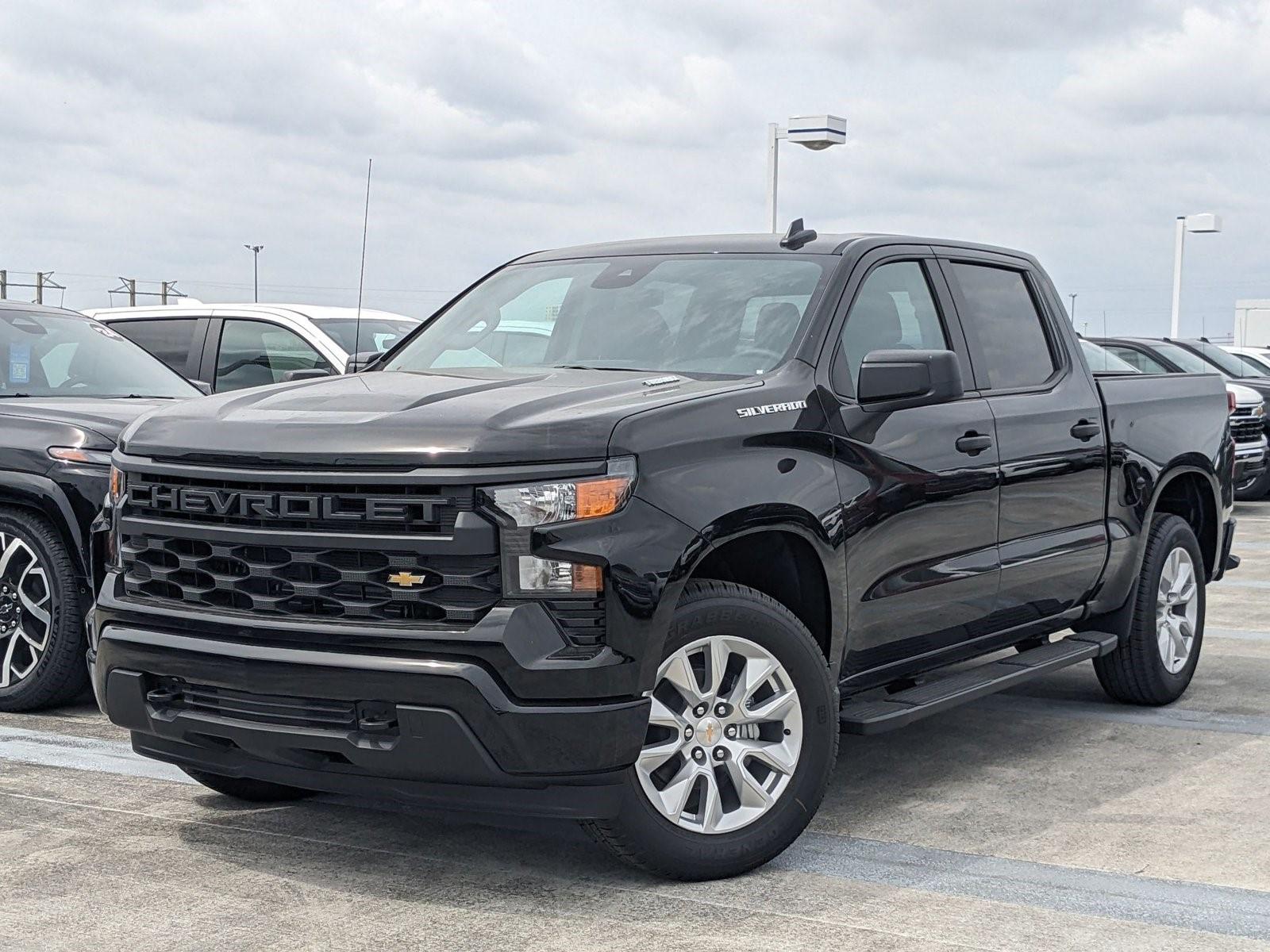 2025 Chevrolet Silverado 1500 Vehicle Photo in MIAMI, FL 33172-3015
