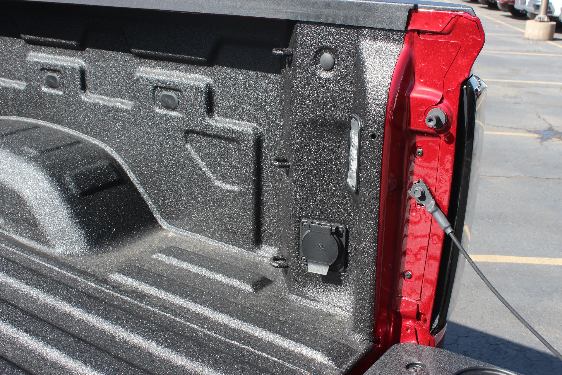 2025 GMC Sierra 2500 HD Vehicle Photo in AURORA, CO 80012-4011
