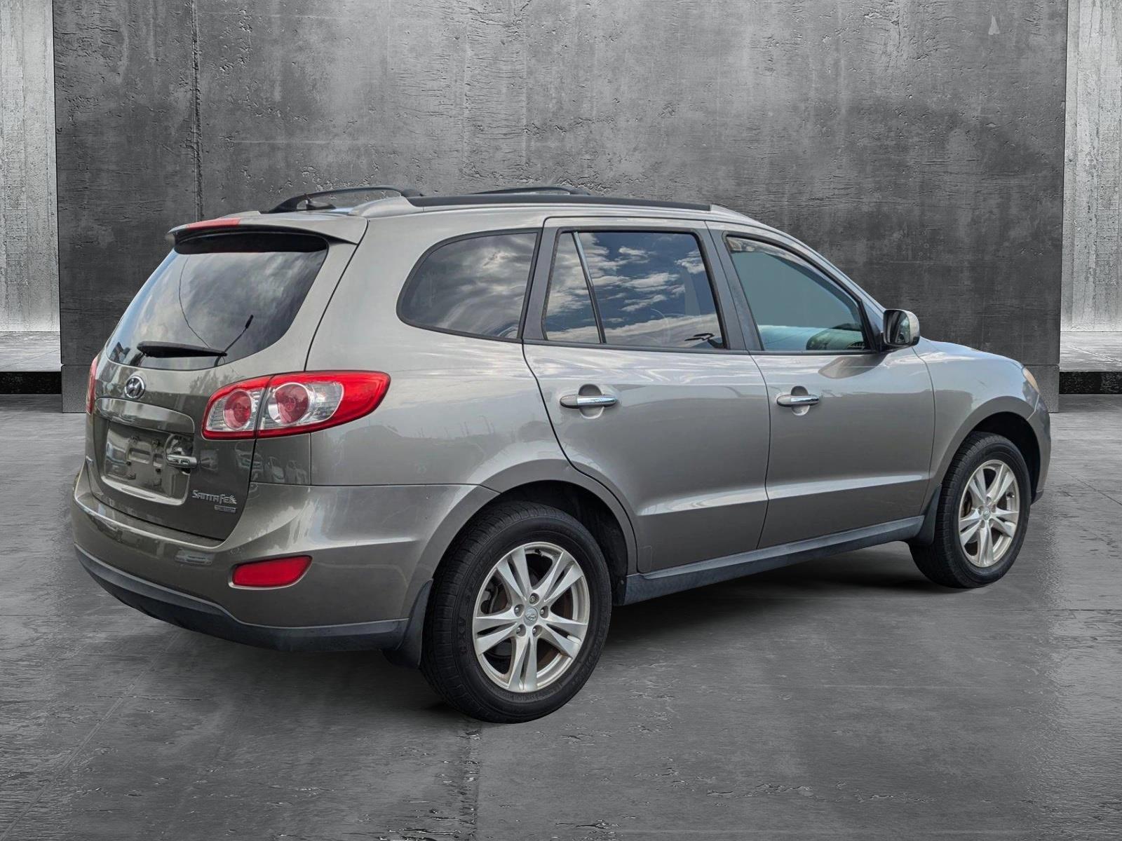 2011 Hyundai SANTA FE Vehicle Photo in Panama City, FL 32401