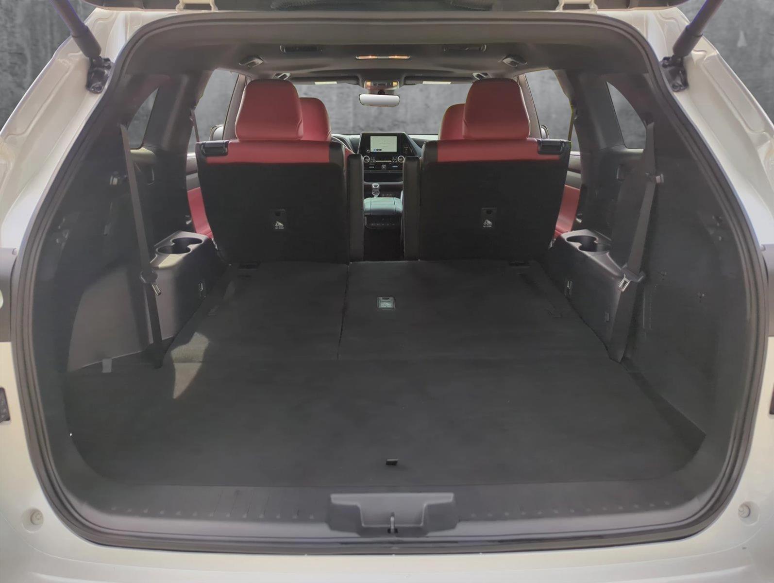 2024 Toyota Highlander Vehicle Photo in Ft. Myers, FL 33907
