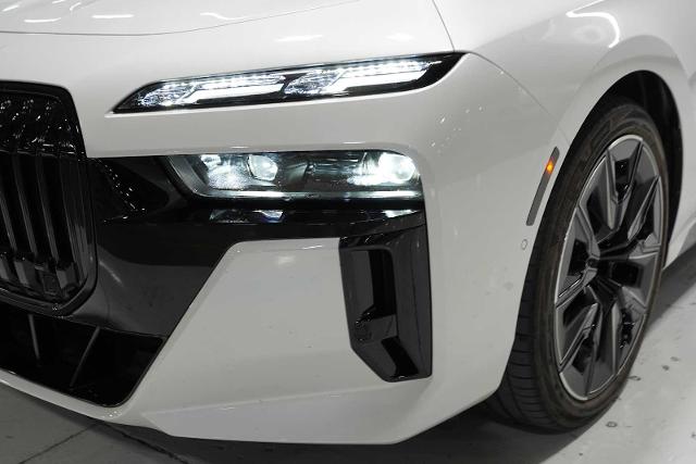 2024 BMW i7 Vehicle Photo in GRAPEVINE, TX 76051